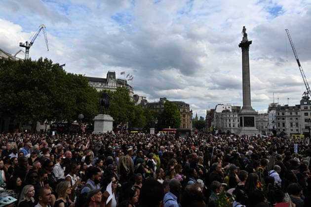 August 17, 2026, London, London, UK: London, UK. People attend a vigil in Trafalgar Square for the British academic Jason Arday who was found dead at his London home. Arday resigned last week as a Cambridge University Professor of sociology of education after allegations of plagiarism and questions about some of his achievements. London UK  - ZUMAl94_ 20260817_zaf_l94_045 Copyright: xRayxTangx