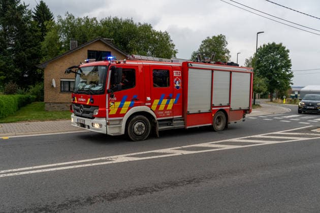 Waldbrand im Hohen Venn Belgien 17.08.2026: Waldbrand im Hohen Venn, , , Belgien Bild: Das Hohe Venn in Belgien steht in Flammen. Einsatzkräfte arbeiten Rund um die Uhr, Feuerwehr, Zivilschutz und Polizei Belgien *** Forest Fire in the High Fens, Belgium, August 17, 2026 Forest Fire in the High Fens, , , Belgium Photo: The High Fens in Belgium are ablaze. Emergency responders—including firefighters, civil defense personnel, and the police—are working around the clock. Belgium