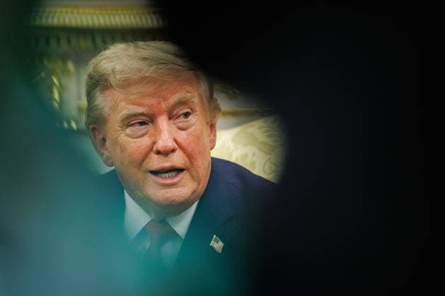 August 17, 2026, Washington, District Of Columbia, USA: United States President Donald J Trump answers questions from reporters after meeting with Lifeguard Ryder Williams in the Oval Office of the White House in Washington, DC on August 17, 2026. Ryder Williams, a 16-year-old lifeguard, saved the life of 10-year-old Nathaniel Rai at Seabright Beach in Santa Cruz, California, on July 25 Washington USA - ZUMAs152 20260817_faa_s152_011 Copyright: xSamuelxCorumx-xPoolxviaxCNPx