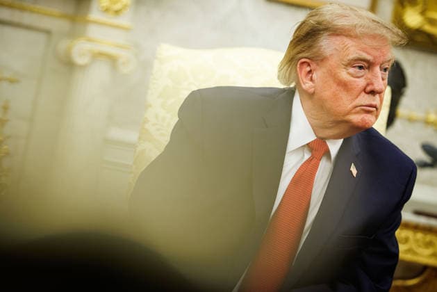 August 17, 2026, Washington, District Of Columbia, USA: United States President Donald J Trump answers questions from reporters after meeting with Lifeguard Ryder Williams in the Oval Office of the White House in Washington, DC on August 17, 2026. Ryder Williams, a 16-year-old lifeguard, saved the life of 10-year-old Nathaniel Rai at Seabright Beach in Santa Cruz, California, on July 25..SAMUEL CORUM POOL CNP PI Washington USA - ZUMAp124 20260817_zaa_p124_004 Copyright: xSamuelxCorumx