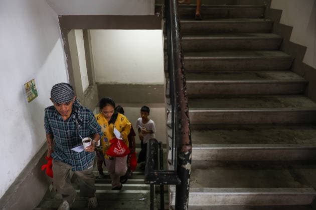Tens of thousands evacuated in Philippines amid monsoon rains, floods QUEZON CITY, PHILIPPINES - AUGUST 18: People evacuated from flooded areas take shelter at a secondary school-turned emergency shelter, amid lingering threats of flooding caused by heavy monsoon rains, in Quezon City, Metro Manila, Philippines, on August 18, 2026. As the country remains threatened by floods caused by monsoon heavy rains, tens of thousands of people in the capital region of Metro Manila and its surrounding cities and areas have been evacuated, with schools in multiple locations across the Philippines being suspended for safety reasons. Daniel Ceng Anadolu Quezon City Philippines. Editorial use only. Please get in touch for any other usage.  Copyright: x2026xAnadoluxDanielxCengx
