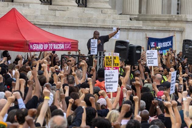August 17, 2026, London, England, United Kingdom: Thousands attend a vigil in LondonÃ¢â‚¬â ¢s Trafalgar Square for Jason Arday, the former University of Cambridge professor who was found dead last week after resigning following accusations of plagiarism. London United Kingdom - ZUMAs262 20260817_zip_s262_001 Copyright: xTayfunxSalcix