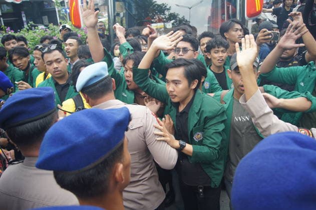 August 18, 2026, Central Jakarta, Jakarta, indonesia: JAKARTA, Indonesia Ã¢â‚¬ Student groups led by the Student Executive Board of the University of Indonesia (BEM UI) are scheduled to stage a protest at Bundaran Hotel Indonesia (HI), Central Jakarta, on Tuesday, August 18, 2026. The action, titled Ã¢â‚¬oeMerebut KemerdekaanÃ¢â‚¬Â (Reclaiming Independence), is expected to begin at around 1 p.m. local time...According to BEM UI, the protest will raise concerns over governance, economic conditions, public policy and civil liberties. The group has outlined eight key demands, including:..Ã¢â‚¬Â¢ An end to policies it describes as state domination over citizens.Ã¢â‚¬Â¢ Stronger action against corruption, collusion and nepotism.Ã¢â‚¬Â¢ Genui  - ZUMAp146 20260818_zap_p146_045 Copyright: xDennyxPohanx