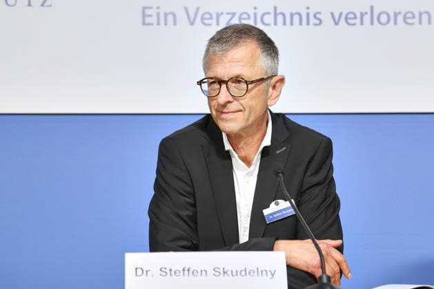 Berlin, Deutschland, 18.08.2026: Haus der Bundespressekonferenz: PK: Deutsche Stiftung Denkmalschutz, Das Schwarzbuch der Denkmalpflege - ein Verzeichnis verlorener Geschichte: Steffen Skudelny, Vorstand *** Berlin, Germany, August 18, 2026; Federal Press Conference Center; Press Conference of the German Foundation for the Preservation of Historical Monuments; *The Black Book of Historic Preservation: A Catalog of Lost History*; Steffen Skudelny, Executive Director Copyright: xdtsxNachrichtenagenturx dts_130369