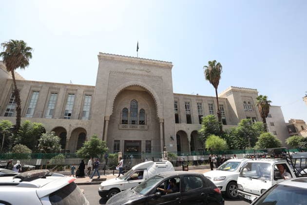 News Bilder des Tages Syrian court sentences Assad’s cousin to death for crimes against humanity DAMASCUS, SYRIA - AUGUST 18: A general view shows the historical Palace of Justice building, housing various judicial courts and legal offices, in central Damascus, Syria, on August 18, 2026. A Syrian court on Tuesday sentenced Wassim al-Assad, a cousin of ousted President Bashar al-Assad, to death for crimes against humanity, according to the SANA news agency. Damascus’ Fourth Criminal Court also ordered the confiscation of his movable and immovable assets in favor of the state treasury. The verdict was issued during the sixth trial hearing against Wassim, who faced several charges, including forming and running irregular armed groups from early 2011 under orders fr  Copyright: x2026xAnadoluxIzzxAldienxAlqasemx