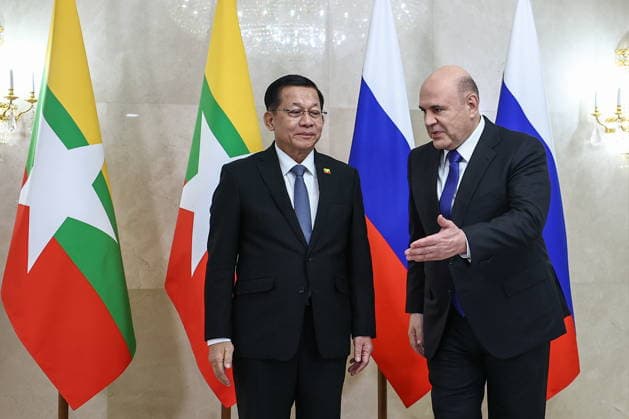 RUSSIA, MOSCOW - AUGUST 18, 2026: A meeting takes place between Min Aung Hlaing (L), President of Myanmar, and Mikhail Mishustin, Prime Minister of Russia. Mikhail Tereshchenko TASS  96322559