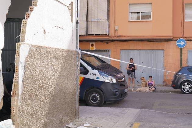 A New Strong Earthquake Shakes Granada and the Metropolitan Area Again Images of the damage caused by the earthquake August 18, 2026, in Granada, Andalusia, Spain: A new, strong earthquake struck Granada and its metropolitan area again on Tuesday at 10:37 a.m. and was widely felt by the population. The revised measurement by the National Geographic Institute (IGN) indicates a shallow earthquake, with a magnitude of 4.7 and an epicenter in Gójar—making it the second-strongest earthquake since the seismic event began last Friday, August 14. AUGUST 18, 2026 Granada, Andalusia Granada, Andalusia, Spain  Copyright: xArsenioxZuritax 7719642