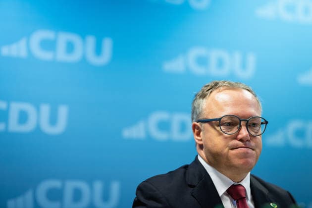 PRESSEKONFERENZ CDU THÜRINGEN ERFURT 18. August 2026 - Erfurt: Der Thüringer Ministerpräsident Mario Voigt und CDU-Generalsekretär Niklas Waßmann gaben am 18. August 2026 eine Pressekonferenz in der Landesgeschäftsstelle der CDU Thüringen. *** PRESS CONFERENCE: CDU THURINGIA, ERFURT, August 18, 2026 Erfurt: Thuringia’s Minister President Mario Voigt and CDU Secretary General Niklas Waßmann held a press conference on August 18, 2026, at the CDU Thuringia state headquarters