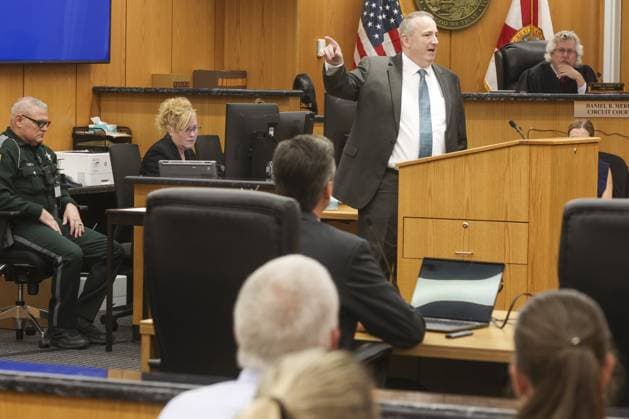August 18, 2026, Brooksville, Florida, USA: Assistant State Attorney Donald McCathran performs opening arguments in the trial of Jeffrey Crum on Tuesday, Aug. 18, 2026, at the Hernando County Courthouse in Brooksville. Brooksville USA - ZUMAs70_ 20260818_zan_s70_056 Copyright: xDouglasxR.xCliffordx