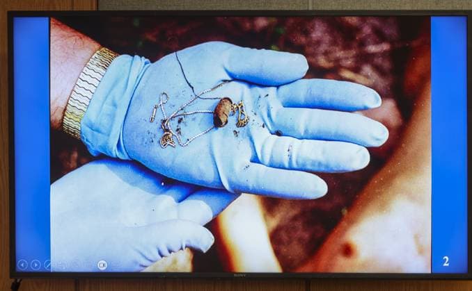 August 18, 2026, Brooksville, Florida, USA: An image of Jewelry, determined to belong to Jennifer Odom, is displayed for jurors during the trial of Jeffrey Crum on Tuesday, Aug. 18, 2026, at the Hernando County Courthouse in Brooksville. Brooksville USA - ZUMAs70_ 20260818_zan_s70_079 Copyright: xDouglasxR.xCliffordx