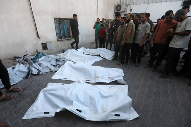 Palestinians Mourn Six Killed in Israeli Strike Near Gaza Port Palestinians mourn the bodies of six people, including a child, at al-Shifa Hospital in Gaza City, on August 18, 2026, after they were killed in an Israeli airstrike that targeted a gathering of civilians near the city’s port, according to Palestinian medical sources. Photo by Bilal Osama apaimages Gaza city Gaza Strip Palestinian Territory 180826_Gaza_BO_01(16) Copyright: xapaimagesxBilalxOsamax xapaimagesx