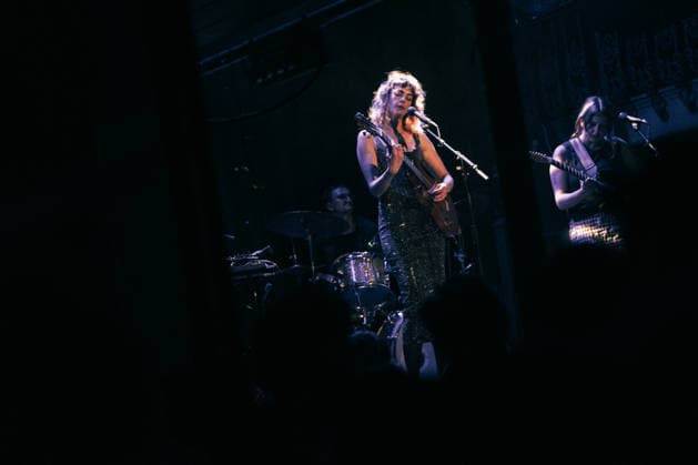 Hannah Cohen performs at Hoxton Hall on August 18, 2026 in London, England. LONDON, ENGLAND - AUGUST 18: Hannah Cohen performs at Hoxton Hall on August 18, 2026 in London, England., Credit:Pupat Chenaksara Avalon UK, London  Copyright: xPupatxChenaksarax xAvalonx PCN_HANNAH_COHEN_LIVE_1125373547