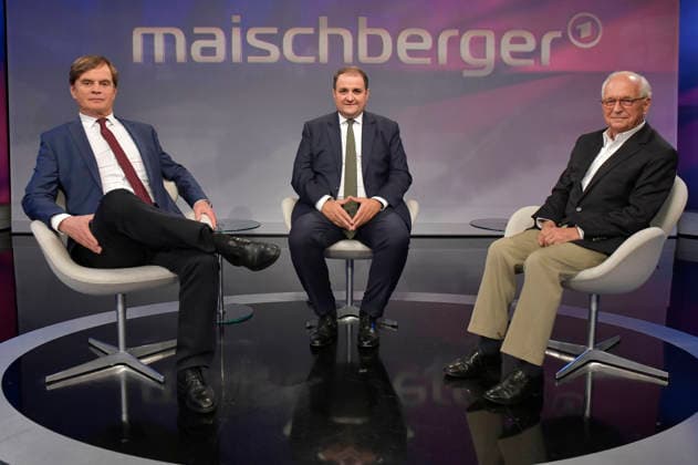 Bernd Baumann, Nathanael Liminski und Wolfgang Ischinger in der ARD-Talkshow maischberger im Studio Berlin Adlershof. Berlin, 18.08.2026 *** Bernd Baumann, Nathanael Liminski, and Wolfgang Ischinger on the ARD talk show *maischberger* at the Berlin Adlershof studio, Berlin, August 18, 2026 Foto:xM.xBehrensx xFuturexImagex maischberger1808_6822