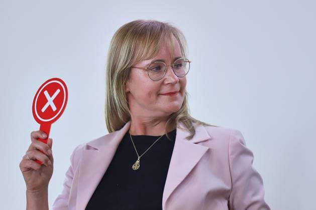 Halle (Saale), Sachsen-Anhalt, Deutschland, 18.08.2026: Leibniz-Institut für Agrarentwicklung in Transformationsökonomien (IAMO): IHK-Wahldialog: Eva von Angern (Linke) *** Halle-Saale, Saxony-Anhalt, Germany, August 18, 2026 Leibniz Institute for Agricultural Development in Transition Economies (IAMO), IHK Election Forum, Eva von Angern, The Left Copyright: xdtsxNachrichtenagenturx dts_130442