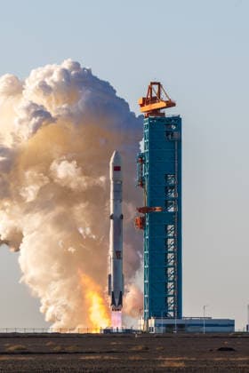 GANSU, CHINA - AUGUST 19: The Zhuque-3 Y2 rocket blasted off at 7:35 a.m. (Beijing Time) from the Dongfeng commercial space innovation pilot zone on August 19, 2026 in northwest China. China launched the reusable rocket Zhuque-3 on Wednesday morning, achieving its first recovery of a rocket s first stage on land. The land-based recovery of the rocket s first stage was completed as planned, and the flight mission was a complete success.  Copyright: xVCGx 111660851287