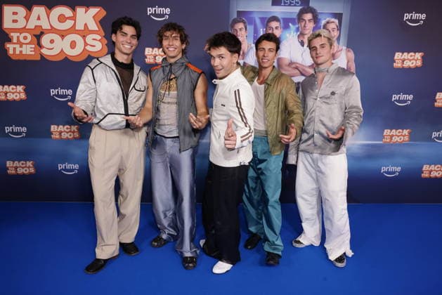 18.08.2026, Jacob Rott, Bene Schulz, Julien Brown, Tim Schäcker, Luis Freitag zur Premiere von Back to the 90s, Delphi-Filmpalast, Berlin, Berlin Berlin *** August 18, 2026, Jacob Rott, Bene Schulz, Julien Brown, Tim Schäcker, and Luis Freitag at the premiere of *Back to the 90s* at the Delphi Filmpalast in Berlin, Berlin Berlin