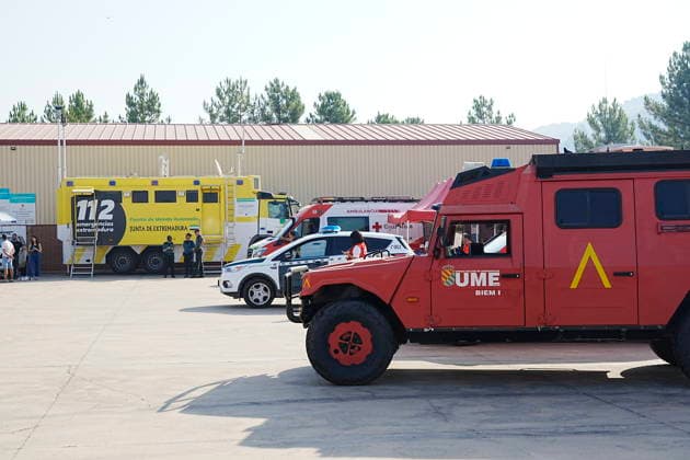 About 700 people remain evacuated due to the fire in Pinofranqueado, Cáceres, which has burned 1,600 hectares Emergency services vehicles at the Forward Command Post for the Pinofranqueado fire, as of August 19, 2026, in Cáceres, Extremadura, Spain. The Regional Government of Extremadura has maintained the declaration of Operational Level 2 under the Special Civil Protection Plan for Forest Fires of the Autonomous Community of Extremadura (Infocaex), due to the fire that broke out in the municipality of Pinofranqueado, Cáceres, this past Tuesday, August 19. Approximately 700 people have been evacuated from the hamlets of Horcajo, Avellanar, Erías, Castillo, El Gasco, Martilandrán, Aldehuela, La Fragosa, Robledo, and Cerezal, with some of t  Copyright: xCarlosxCriadox 7720430