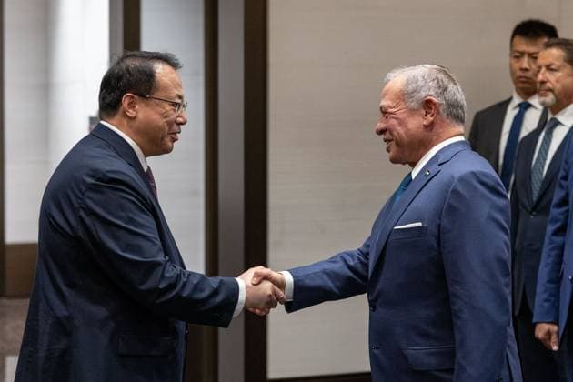 Jordan’s King Abdullah II Meets Shanghai Mayor Gong Zheng Jordan’s King Abdullah II meets Shanghai Mayor Gong Zheng in Shanghai, China, on August 19, 2026. The meeting focused on Jordanian-Chinese relations and ways to broaden bilateral cooperation into promising economic and development sectors. Photo by Royal Hashemite Court apaimages Amman Amman Jordan 190826_China_JPO_00(6) Copyright: xapaimagesxRoyalxHashemitexCourtxx xapaimagesx