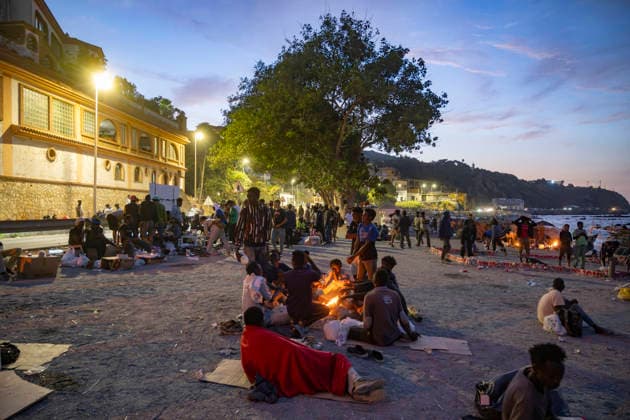 The humanitarian crisis in Ceuta continues. Several migrants on a beach, August 19, 2026, in Ceuta, Spain. Ceuta continues to face a serious humanitarian crisis following the historic mass influx of more than 70,000 migrants who swam across the Tarajal on July 30 and 31. Although the current police deployment and border reinforcement by by Moroccan authorities have succeeded in curbing the influx, the autonomous city continues to face a serious humanitarian crisis, health, and security crises. AUGUST 19, 2026 CEUTA MIGRATION CRISIS MIGRANTS IMMIGRANTS TRAMPOLÍN TARAJAL PLAYA BENÍTEZ Ceuta Ceuta, Spain  Copyright: xMarcosxMorenox 7721822