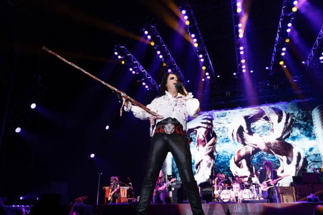 IPA87626256 - The Hollywood Vampires are performing at the Utilita Arena in Birmingham, UK  Copyright: xcristinaxmasseix xx 87626256