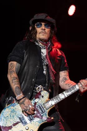 IPA87626183 - The Hollywood Vampires are performing at the Utilita Arena in Birmingham, UK  Copyright: xcristinaxmasseix xx 87626183