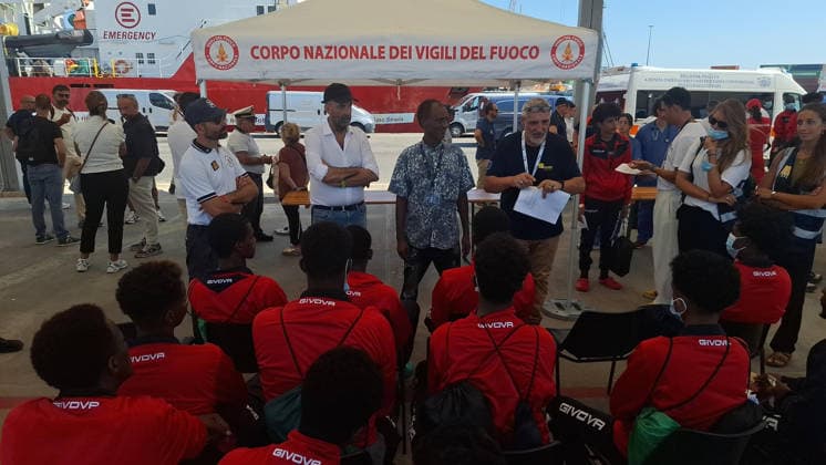 August 20, 2026, Bari: Migrants rescued by the humanitarian ship Life Support of the NGO Emergency disembark in the port of Bari, 20 August 2026. ANSA DONATO FASANO Bari  - ZUMAa110 20260820_zaf_a110_006 Copyright: xDonatoxFasanox