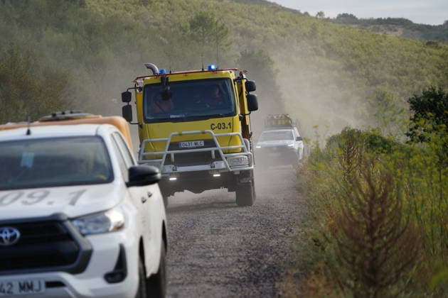 The fire in Pinofranqueado has affected 3,700 hectares and remains at danger level 2. Firefighters are being deployed from Salamanca to help extinguish the fire in Pinofranqueado, on August 20, 2026, in Vegas del Dominigo Rey, Salamanca, Castile and León, Spain. The fire in Pinofranqueado, Cáceres, has now affected 3,700 hectares and remains at danger level 2 under the Infoex Plan. As a result, 11 farmsteads remain evacuated, and the town of Nunomoral remains under lockdown. August 20, 2026 Manuel Á Spain  Copyright: xManuelxÃngelxLayax 7722144