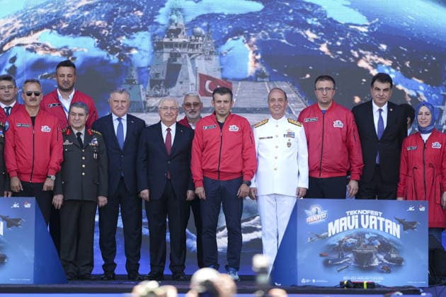 TEKNOFEST Blue Homeland KOCAELI, TURKIYE - AUGUST 20: National Defense Minister Yasar Guler (4th from left), Youth and Sports Minister Osman Askin Bak (3rd from left), Selcuk Bayraktar, chairman of the TEKNOFEST board and Baykar (5th from right), ASELSAN CEO Ahmet Akyol (3rd from right), and President of the Presidency of Defense Industries Haluk Gorgun attend opening ceremony of TEKNOFEST Blue Homeland at the Golcuk Naval Shipyard Command in Kocaeli, Turkiye on August 20, 2026. Organized under the main leadership of the Turkish National Defense Ministry and the Turkish Technology Team Foundation (T3 Foundation), with Anadolu as the Global Communication Partner, the event showcases Turkiye s maritime power, defense capabilities, and indigen  Copyright: x2026xAnadoluxAkinxCeliktasx