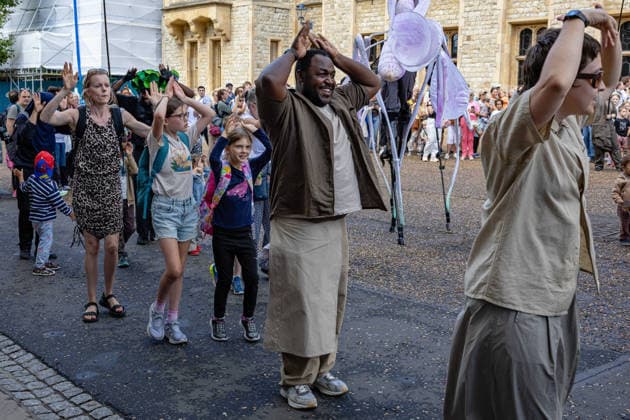 Imagining Animals at the Tower of London, London, UK 20 August 2026 Performers in animal costumes interact with visitors during Imagining Animals at the Tower of London, London, UK, on 20 August 2026. The performance, commissioned and produced by Historic Royal Palaces and created by artistic directors Mervyn Millar and Suzy Willson, uses puppetry, music and movement to reimagine the Tower s history as home to a Royal Menagerie for over 600 years, running until 31 August 2026., Credit:PETE SPELLER Avalon  Copyright: xPETExSPELLERx xAvalonx 1126341351