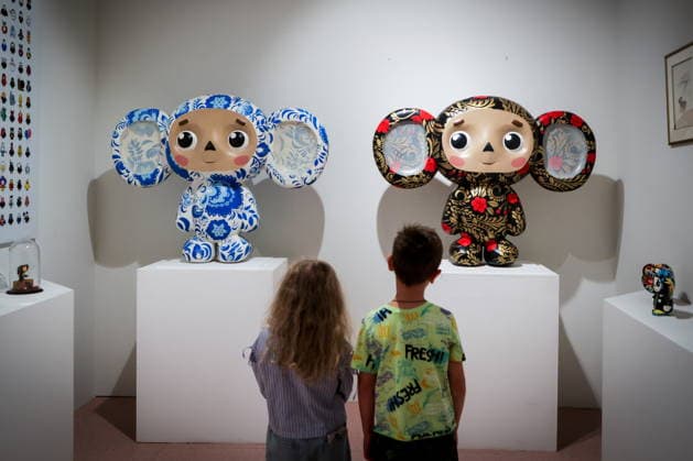 RUSSIA, MOSCOW - AUGUST 20, 2026: The opening of a new Cheburashka-themed hall at the Super Toys Exhibition at the Kristall House of Culture. The exhibition marks Cheburashka s 60th anniversary. Alyona Bzhakhova TASS  96391581