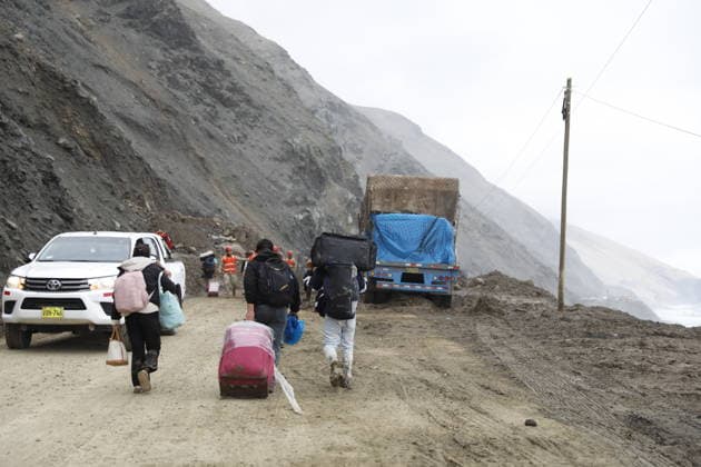 Heavy rains cause disaster on the South Pan-American Highway AREQUIPA, PERU - AUGUST 20: A view destruction after heavy rains that led to mudslides and landslides at Ocona, Camana province of Arequipa, Peru on August 20, 2026. The main problem is on the Pan-American Highway South, on the Ocona-Atico section, where mud, rocks, and debris have blocked traffic. Numerous buses, trucks, and private vehicles remain stranded, while passengers seek alternative routes to continue their journeys. Difficulties accessing food and fuel have also been reported. Ronald Mamani Villalba Anadolu Arequipa Peru. Editorial use only. Please get in touch for any other usage.  Copyright: x2026xAnadoluxRonaldxMamanixVillalbax