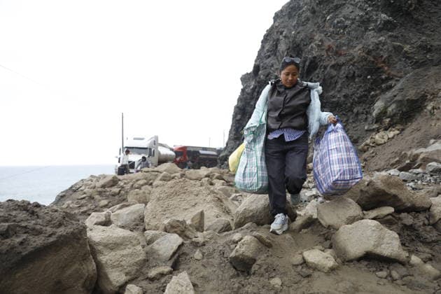 Heavy rains cause disaster on the South Pan-American Highway AREQUIPA, PERU - AUGUST 20: A view destruction after heavy rains that led to mudslides and landslides at Ocona, Camana province of Arequipa, Peru on August 20, 2026. The main problem is on the Pan-American Highway South, on the Ocona-Atico section, where mud, rocks, and debris have blocked traffic. Numerous buses, trucks, and private vehicles remain stranded, while passengers seek alternative routes to continue their journeys. Difficulties accessing food and fuel have also been reported. Ronald Mamani Villalba Anadolu Arequipa Peru. Editorial use only. Please get in touch for any other usage.  Copyright: x2026xAnadoluxRonaldxMamanixVillalbax