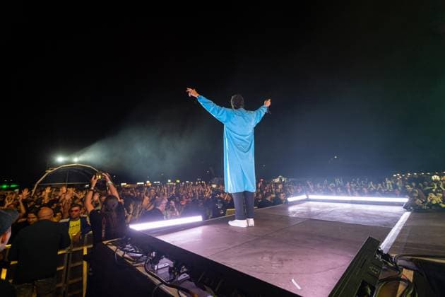Kasabian live at Vilar de Mouros Festival - 21 Aug 2026 Lead singer Sergio Pizzorno of the British alternative?rock band Kasabian performs during the third day of the Vilar de Mouros Festival. Vilar de Mouros Portugal Copyright: xDiogoxBaptistax xSOPAxImagesx DB_Kasabien20260820_030