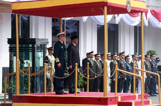 Chinese Defense Minister Dong Jun meets Indonesian counterpart in Jakarta JAKARTA, INDONESIA - AUGUST 21: Indonesian Defense Minister Sjafrie Sjamsoeddin (R) welcomes Chinese Defense Minister Admiral Dong Jun (L) upon his arrival at the Indonesian Ministry of Defense building in Jakarta, Indonesia, on Friday, August 21, 2026. Dong Jun’s visit aims to strengthen bilateral relations and discuss various forms of military cooperation. Eko Siswono Toyudho Anadolu Jakarta Indonesia. Editorial use only. Please get in touch for any other usage.  Copyright: x2026xAnadoluxEkoxSiswonoxToyudhox