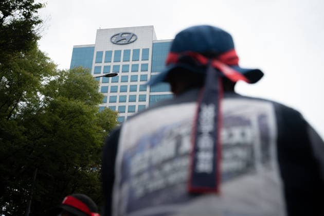 Hyundai Motor s Strike in Seoul, South Korea SEOUL, SOUTH KOREA - AUGUST 21: Hyundai Motor workers take part in a joint strike rally at the company s headquarters in Seoul, South Korea, on August 21, 2026. Hwawon Lee Anadolu Seoul South Korea. Editorial use only. Please get in touch for any other usage.  Copyright: x2026xAnadoluxHwawonxLeex