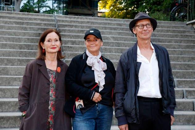 Barbara Schnitzler, Annekatrin Hendel und Christian Flake Lorenz bei der Premiere des Dokumentarfilms Hiddensee im Filmtheater am Friedrichshain. Berlin, 20.08.2026 *** Barbara Schnitzler, Annekatrin Hendel, and Christian Flake Lorenz at the premiere of the documentary *Hiddensee* at the Filmtheater am Friedrichshain in Berlin, August 20, 2026 Foto:xA.xBuggex xFuturexImagex hiddensee_6826