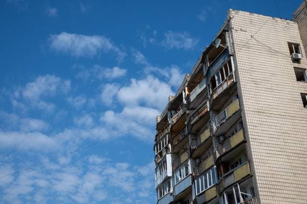 August 21, 2026, Kyiv, Ukraine: KYIV, UKRAINE Ã¢â‚¬ AUGUST 21, 2026: The aftermath of a combined missile and drone attack launched by Russia on Kyiv in the early hours of August 20, 2026. According to Kyiv Mayor Vitali Klitschko, at least 15 people were killed and 33 others injured. August 21 has been declared a day of mourning in the capital for the victims of the attack. Kyiv Ukraine - ZUMAq101 20260821_zna_q101_039 Copyright: xNastassiaxKantorowiczxTorresx
