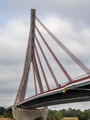Hauptprüfung Niederrheinbrücke Wesel ** NUR FÜR REDAKTIONELLE ZWECKE ** EDITORIAL USE ONLY **<p>Im Zuge der Hauptprüfung der Niederrheinbrücke Wesel berichten Leonard Schulte-Hammerschmidt und Tobias Hucke von Straßen NRW am Freitag, den 22.08.2026 warum die Weseler Rheinbrücke für turnusgemäße Wartungsarbeiten gesperrt wird. Deutschland NRW Wesel Copyright: ErwinxPottgiesser *** Major Inspection of the Wesel Lower Rhine Bridge ** FOR EDITORIAL PURPOSES ONLY ** EDITORIAL USE ONLY ** p As part of the major inspection of the Wesel Lower Rhine Bridge, Leonard Schulte Hammerschmidt and Tobias Hucke from Straßen NRW report on Friday, August 22, 2026, why the Wesel Rhine Bridge is being closed for routine maintenance work. Germany, Nort Copyright: ErwinxPottgiesser doc8796i7ub0fkhis5au2 ,EDITORIAL USE ONLY