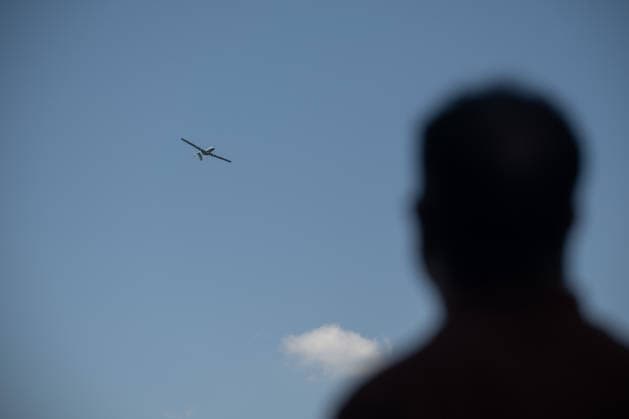 TEKNOFEST Blue Homeland KOCAELI, TURKIYE - AUGUST 21: Bayraktar TB2 and TB3 carrier-based medium-altitude long-endurance (MALE) unmanned combat aerial vehicles (UCAV) perform demonstration flight during the TEKNOFEST Blue Homeland at the Golcuk Naval Shipyard Command in Kocaeli, Turkiye, on August 21, 2026. Organized under the main leadership of the Turkish National Defense Ministry and the Turkish Technology Team Foundation (T3 Foundation), with Anadolu as the Global Communication Partner, the event showcases Turkiye s maritime power, defense capabilities, and indigenous technologies. Gathering technology and defense industry enthusiasts around a maritime focus, the festival will welcome visitors through August 23. Celal Gunes Anadolu Ko  Copyright: x2026xAnadoluxCelalxGunesx