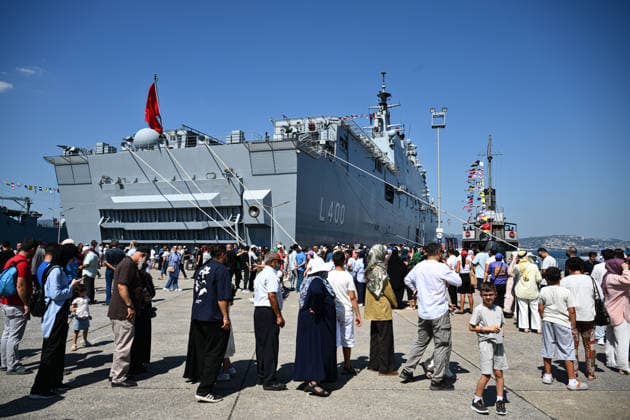 TEKNOFEST Mavi Vatan KOCAELI, TURKIYE - AUGUST 21: TEKNOFEST Blue Homeland continues at the Golcuk Naval Shipyard Command with airshows carried out by aircrafts and unmanned aerial vehicles in Kocaeli, Turkiye, on August 21, 2026. Organized under the main leadership of the Turkish National Defense Ministry and the Turkish Technology Team Foundation (T3 Foundation), with Anadolu as the Global Communication Partner, the event showcases Turkiye s maritime power, defense capabilities, and indigenous technologies. Gathering technology and defense industry enthusiasts around a maritime focus, the festival will welcome visitors through August 23. Akin Celiktas Anadolu Kocaeli Turkey. Editorial use only. Please get in touch for any other usage.  Copyright: x2026xAnadoluxAkinxCeliktasx