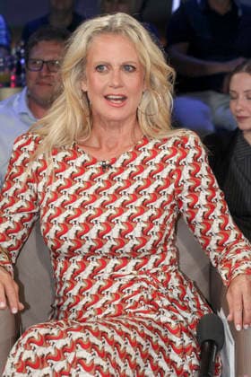 ABB TALKSHOW- Barbara Schoeneberger Moderatoren der NDR Talkshow unter dem Motto 400 Jahre Reeperbahn-Spezial aus dem NDR 3 Studio am Freitag 21.AUGUST 2027 in Hamburg Aufzeichnung vom 01.07.2026 Hamburg Deutschland *** ABB TALK SHOW Barbara Schoeneberger, host of the NDR talk show titled 400 Years of the Reeperbahn Special, broadcast from the NDR 3 studio on Friday, August 21, 2027, in Hamburg. Recorded on July 1, 2026, in Hamburg, Germany.
