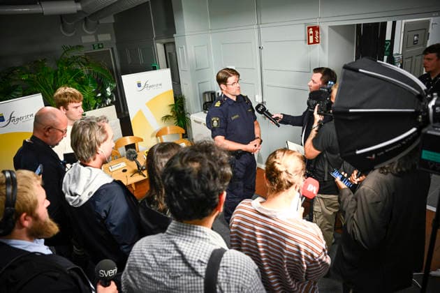FAGERSTA, SVERIGE 20260821 Polisens presstalesperson Magnus Jansson Klarin da Fagersta kommun och polisen haller pressträff med anledning av skoldadet mot Brinellskolan tidigare under dagen, där flera personer ska ha skadats av en man med svärd. FAGERSTA SVERIGE x10080x *** FAGERSTA, SWEDEN 20260821 Police press spokesperson Magnus Jansson Klarin, along with Fagersta Municipality and the police, held a press conference regarding the school attack on Brinell School earlier today, in which several people were reportedly injured by a man wielding a sword. FAGERSTA, SWEDEN x10080x  Copyright: xFredrikxSandberg TTx POLISINSATS SKOLA FAGERSTA EPN_2EQE3EQ