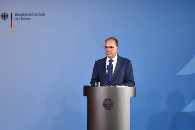 Berlin, Deutschland, 21.08.2026: Bundesinnenministerium: Statement zu Fund von Waffendepot: Bundesminister des Innern Alexander Dobrindt (CSU) *** Berlin, Germany, August 21, 2026 Federal Ministry of the Interior Statement on the Discovery of a Weapons Cache Federal Minister of the Interior Alexander Dobrindt (CSU) Copyright: xdtsxNachrichtenagenturx dts_130771