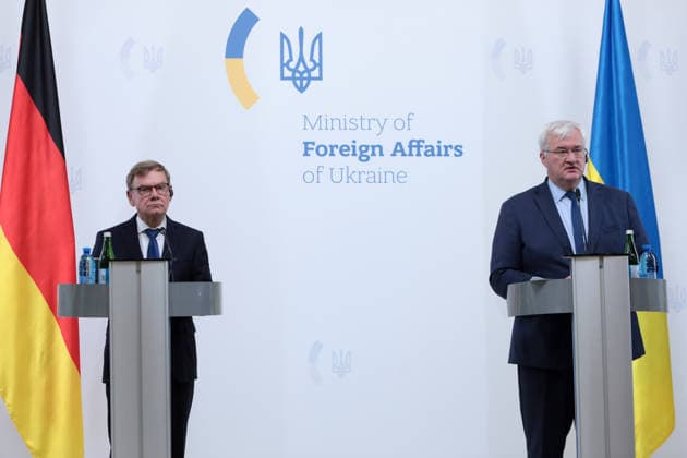 Foreign Minister of Ukraine Andrii Sybiha (R) and Federal Minister for Foreign Affairs of Germany Johann Wadephul hold a joint news conference following their negotiations, Kyiv, Ukraine, August 22, 2026. The talks focused on strengthening defence support for Ukraine, protecting critical infrastructure, preparing for winter, and diplomatic steps to end the war. The German Foreign Minister’s visit took place on the eve of the 35th anniversary of Ukraine’s independence, amid another wave of massive Russian attacks on civilian targets. (Photo by Hennadii Minchenko Ukrinform) Joint news conference of Ukrainian and German Foreign Ministers in Kyiv  Copyright: xHennadiixMinchenkox