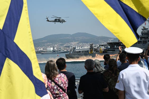 TEKNOFEST Blue Homeland KOCAELI, TURKIYE - AUGUST 22: Underwater Offstage (SAT) and Underwater Defense (SAS) commandos of the Turkish Naval Forces perform military demonstrations during the TEKNOFEST Blue Homeland at the Golcuk Naval Shipyard Command in Kocaeli, Turkiye, on August 22, 2026. Organized under the main leadership of the Turkish National Defense Ministry and the Turkish Technology Team Foundation (T3 Foundation), with Anadolu as the Global Communication Partner, the event showcases Turkiye s maritime power, defense capabilities, and indigenous technologies. Gathering technology and defense industry enthusiasts around a maritime focus, the festival will welcome visitors through August 23. Akin Celiktas Anadolu Kocaeli Turkey. E  Copyright: x2026xAnadoluxAkinxCeliktasx