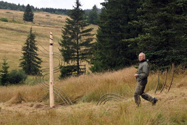 The Land and Art festival draws artists from the Czech Republic and Germany - sculptors, woodcarvers, photographers, painters and others who can contribute to the revitalization of the abandoned settlement in Konigsmuhle or King s Mill in Haj, Czech-German border, Czech Republic, August 22, 2026. The event includes workshops, lectures and film screenings focussing on the landscape and history of this area. In most cases, the works of art made here are linked to the history of Konigsmuhle. (CTKxPhoto SlavomirxKubes) CTKPhotoP2026082203631  CTKPhotoP2026082203631