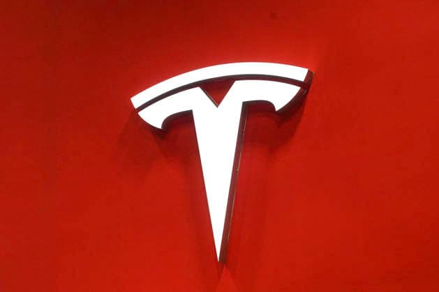 Big Motor Sale 2026 Showcase In Bangkok. The Tesla logo is displayed during the Big Motor Sale 2026 automotive showcase in Bangkok, Thailand, on August 22, 2026. The 13th Big Motor Sale event features thirty international automaker brands under the motto We re Bringing the Showrooms Here! to promote the country s automotive sales. Bangkok Bangkok Thailand  Copyright: xAnusakxLaowilasx originalFilename: laowilas-notitle260822_npX9T.jpg