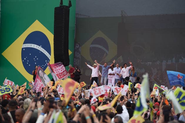 August 22, 2026, Rio De Janeiro, Rio De Janeiro, Brazil: Rio de Janeiro, Brazil, August 22 , 2026 : Brazilian President Luiz InoÂ¡cio Lula da Silva, who is running for re-election, held his first major campaign rally in the state of Rio de Janeiro on Saturday (22)...The event took place at MooÂßa Bonita Stadium, in Bangu, in the cityÃ¢â‚¬â ¢s West Zone. The stadium has a capacity of more than 9,000 people, and large screens were also set up outside the venue for supporters to follow the rally...The event marks an important moment in LulaÃ¢â‚¬â ¢s campaign in Rio de Janeiro, one of BrazilÃ¢â‚¬â ¢s most politically significant states. Rio De Janeiro Brazil  - ZUMAt142 20260822_aap_t142_007 Copyright: xFabioxTeixeirax