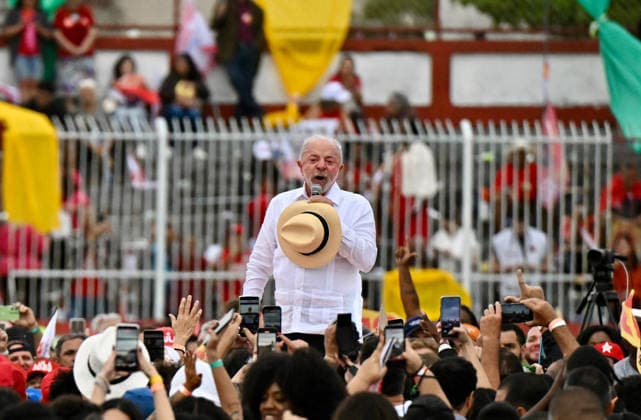 (260822) -- RIO DE JANEIRO, Aug. 22, 2026 -- Brazilian President Luiz Inacio Lula da Silva, presidential candidate of Brazil s ruling Workers Party, speaks during a campaign rally in Rio de Janeiro, Brazil, Aug. 22, 2026. ) BRAZIL-RIO DE JANEIRO-PRESIDENTIAL ELECTION-CAMPAIGN RALLY JinxHaoyuan 