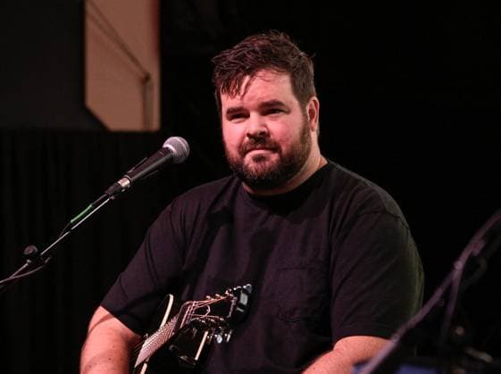 EXCLUSIVE: Las Vegas Songwriters Festival 2026 - Day 3 EXCLUSIVE: Marti Frederiksen and Matt McGinn perform during the Las Vegas Songwriters Festival 2026 - Day 3 at Mandalay Bay Resort & Casino. 22 Aug 2026 Pictured: Matt McGinn.  Copyright: xThexMegaxAgencyxMBS MEGAx